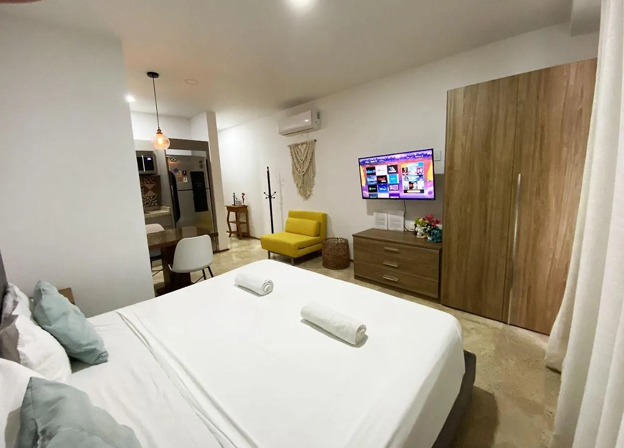 Caribbean Vibes Studio - Cerca De 5Ta Av Y Playa Playa del Carmen 0*,  Mexiko
